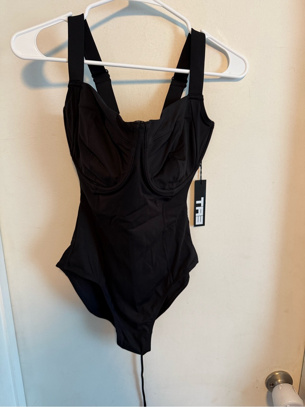TA3 Lifty Shaping Swimsuit- H/G-J/K cup